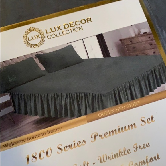 Full Size- grey ruffled bed skirt - nwt - Picture 3 of 4